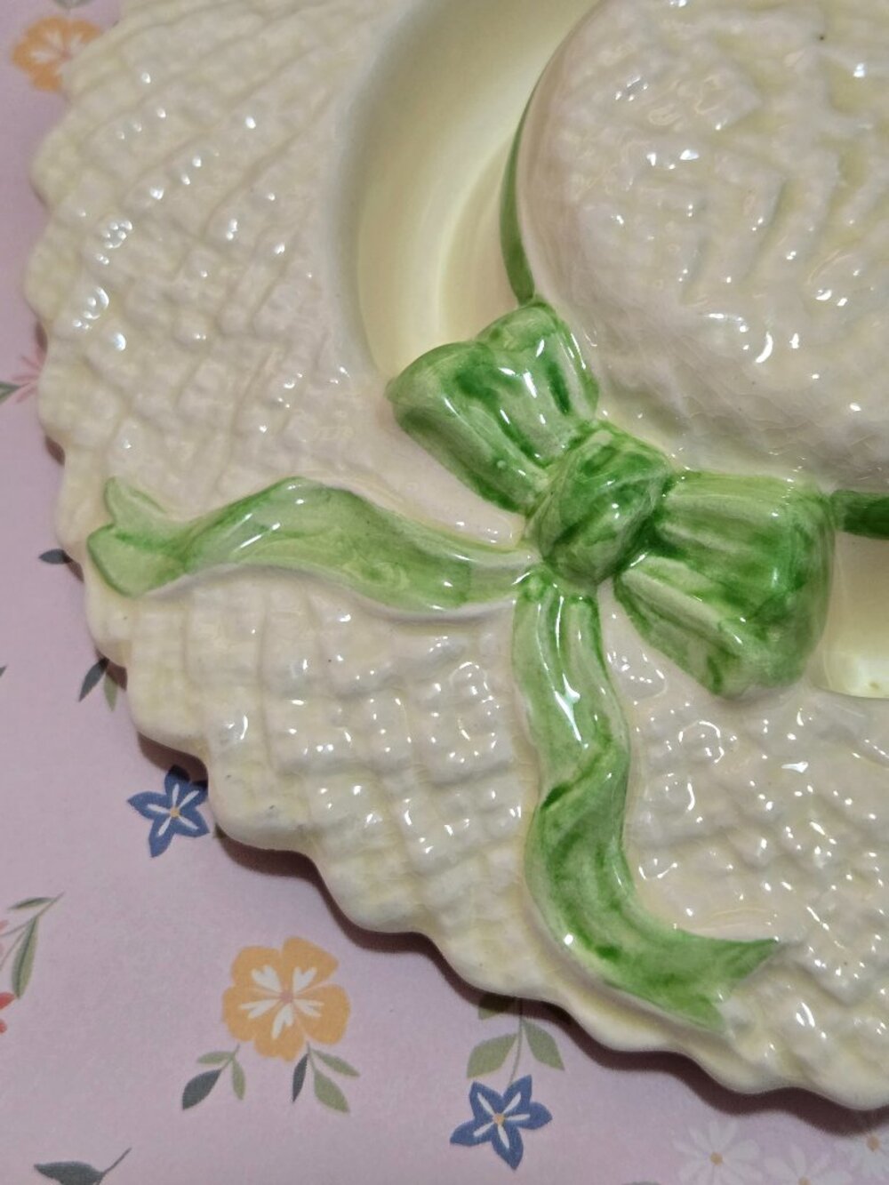 Vintage Made in England Ceramic Bonnet Hat Posy Vase Green Bow Cottagecore